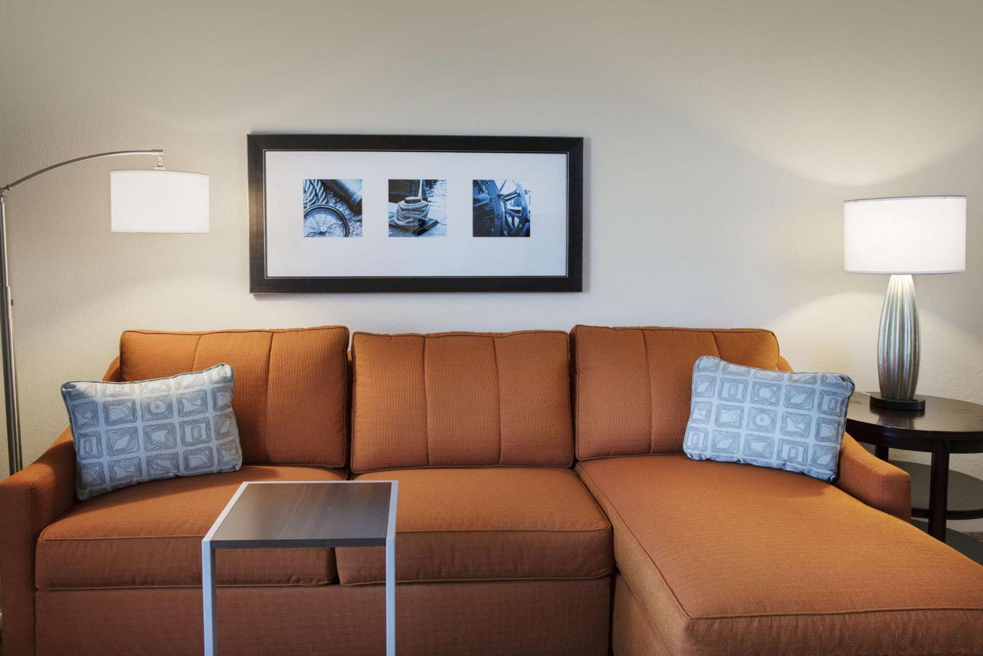 One-Bedroom King Suite Non-Smoking
