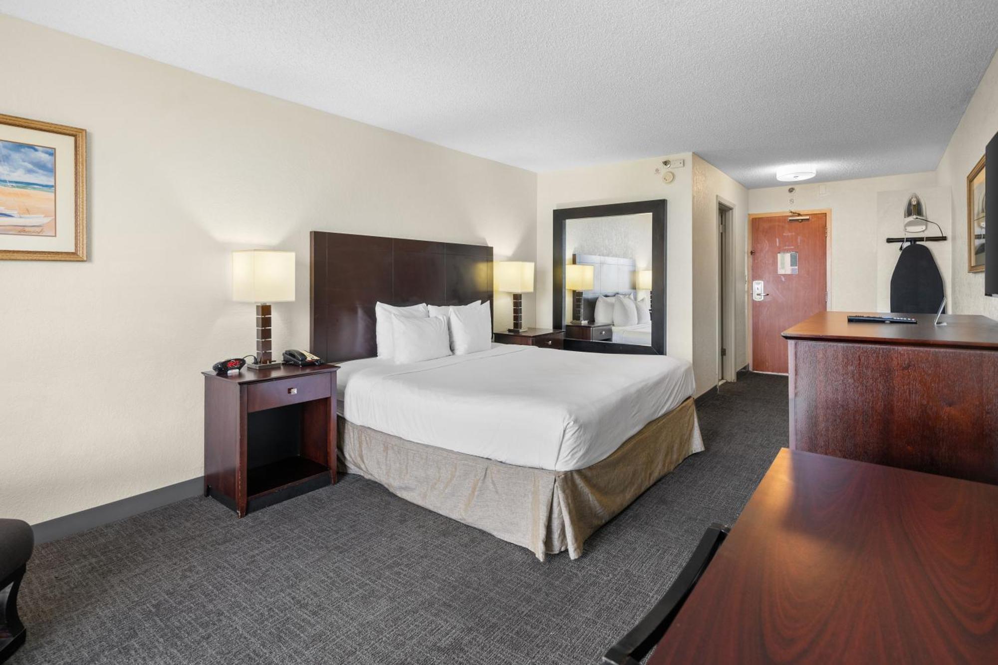 Standard King Room