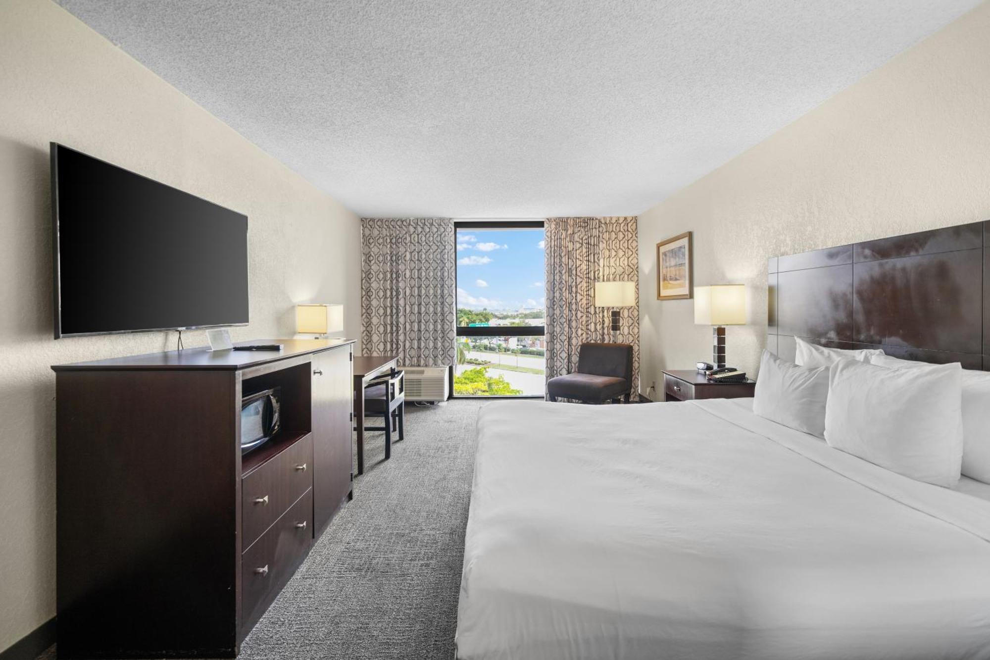 Standard King Room