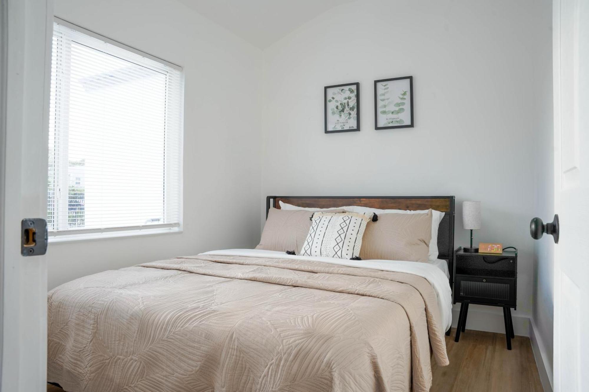 Two-Bedroom Deluxe Apartment