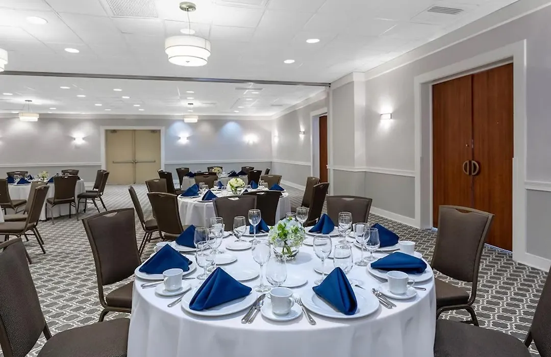 88 Palms Hotel & Event Center-1